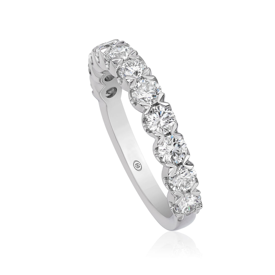 Round Cut Diamond Wedding Band