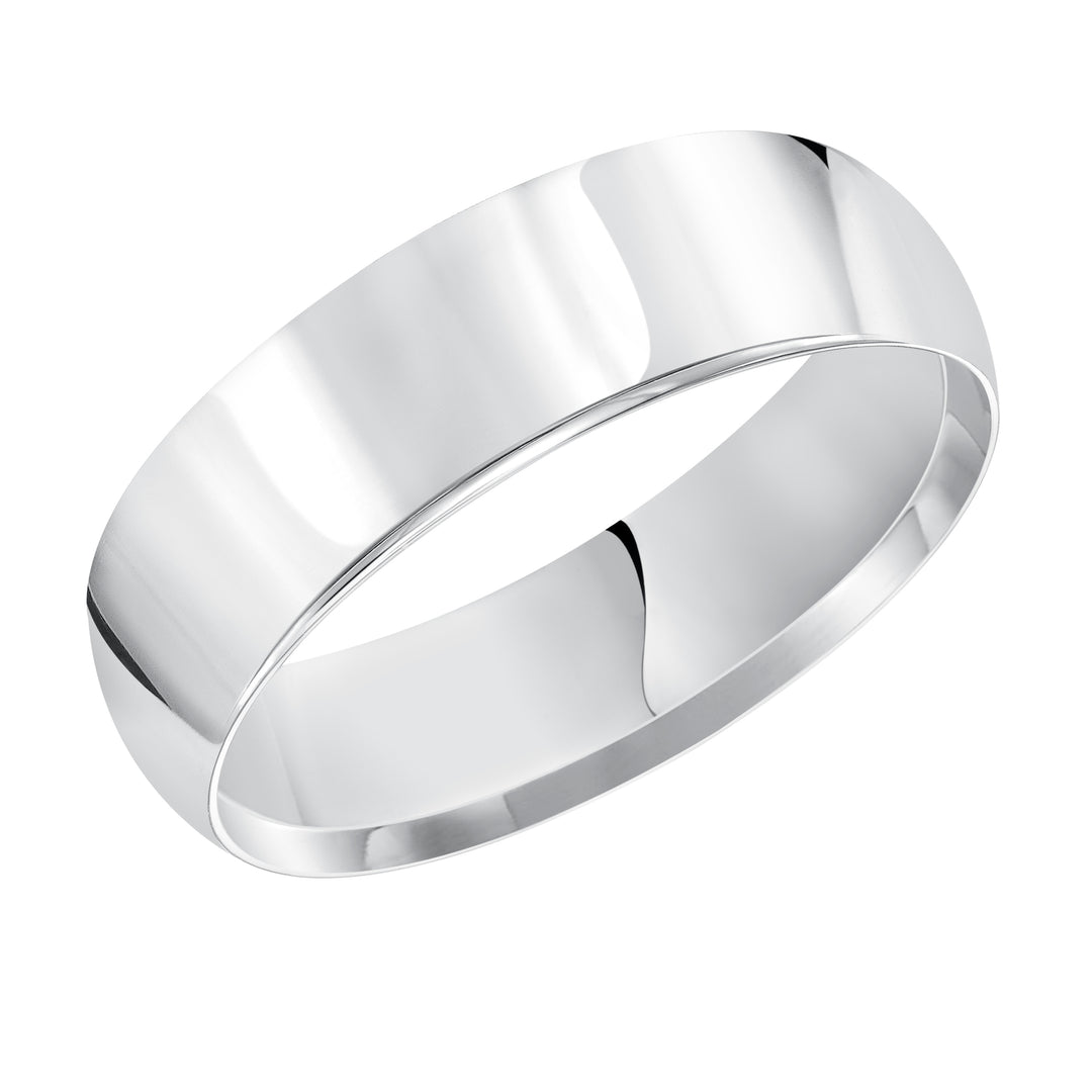 This timeless yet luxuriously domed, Comfort Fit, wedding band features a high polished finish.
