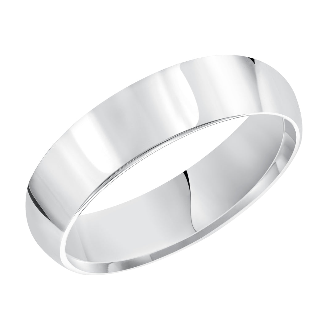 This domed Comfort Fit wedding band features a high polished finish offering a sleek and timeless look