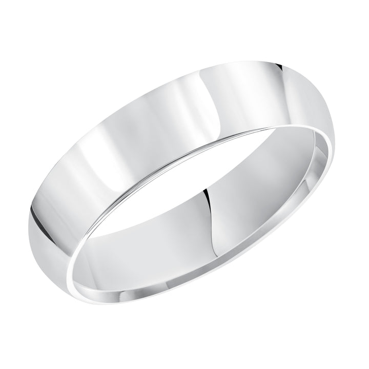 This domed Comfort Fit wedding band features a high polished finish offering a sleek and timeless look