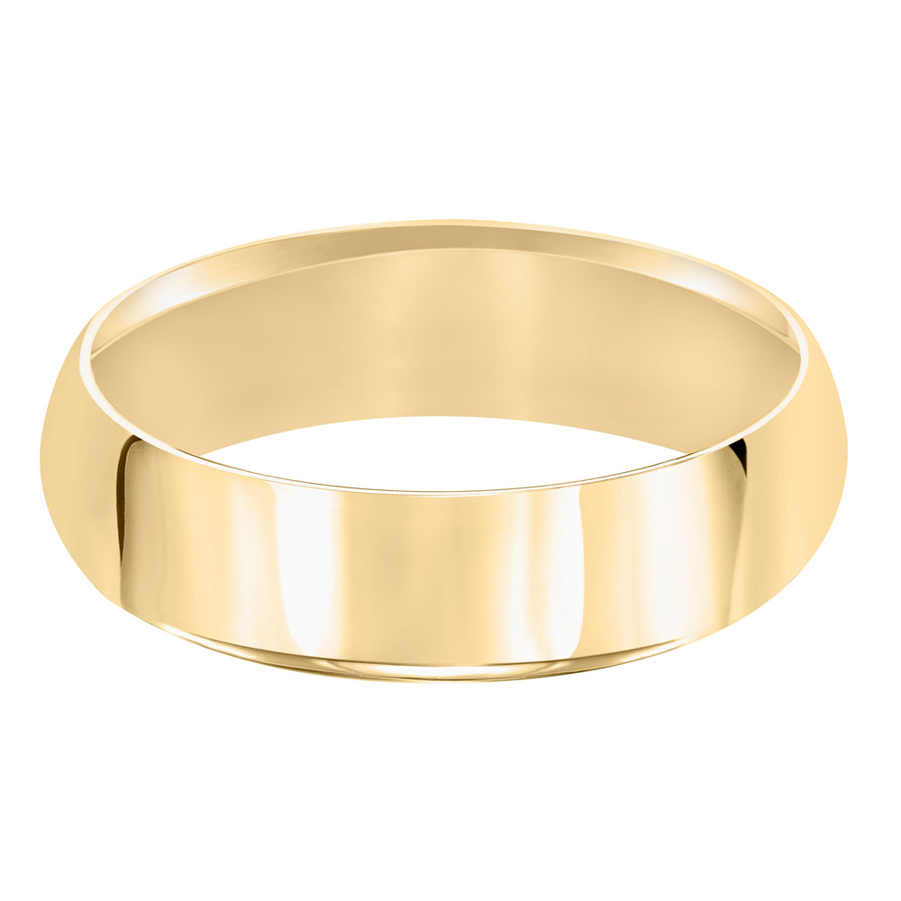 This domed Comfort Fit wedding band features a high polished finish offering a sleek and timeless look