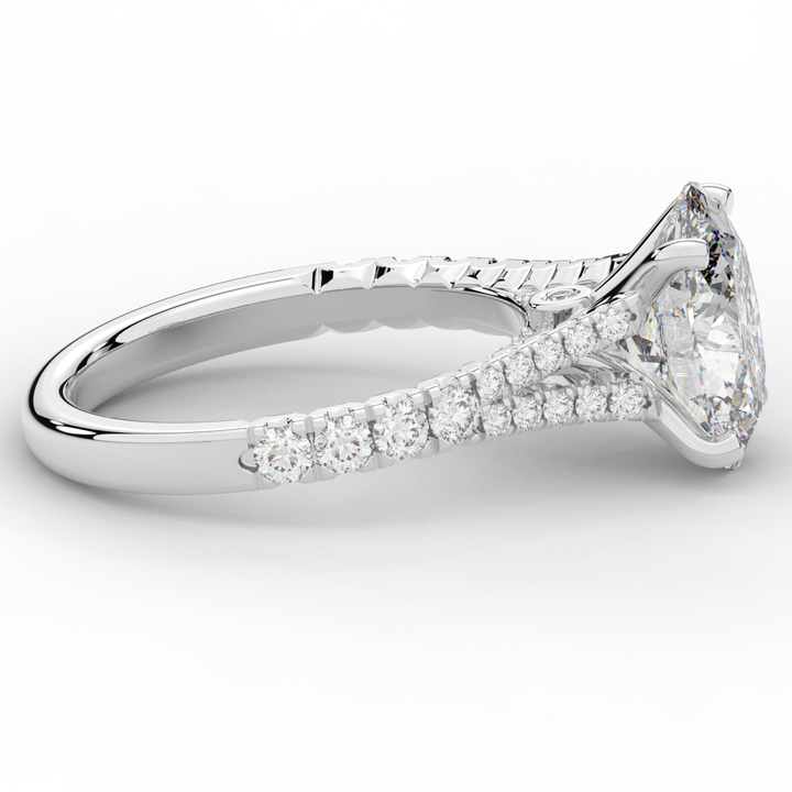 3.45CT.TW OVAL LAB DIAMOND ENGAGEMENT RING - Nazarelle