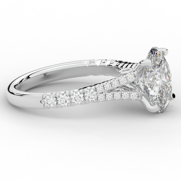 3.45CT.TW OVAL LAB DIAMOND ENGAGEMENT RING - Nazarelle