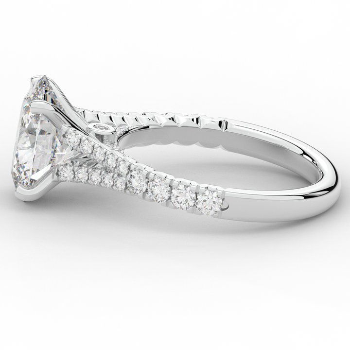 3.45CT.TW OVAL LAB DIAMOND ENGAGEMENT RING - Nazarelle