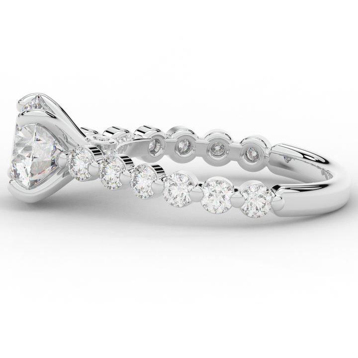 3.90CT.TW ROUND LAB DIAMOND ENGAGEMENT RING