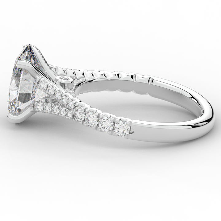 3.45CT.TW OVAL LAB DIAMOND ENGAGEMENT RING - Nazarelle