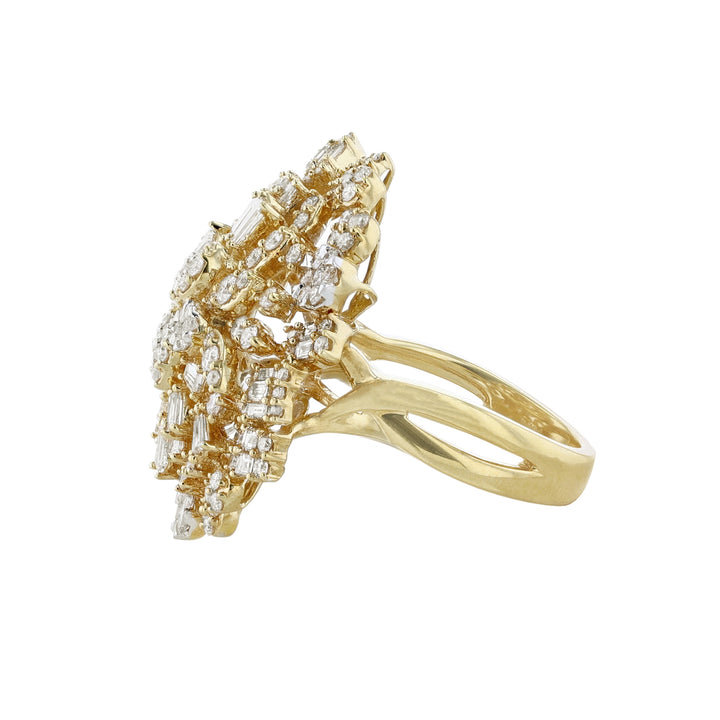 Round Baguette Diamond Cocktail Ring, 2.81ct.