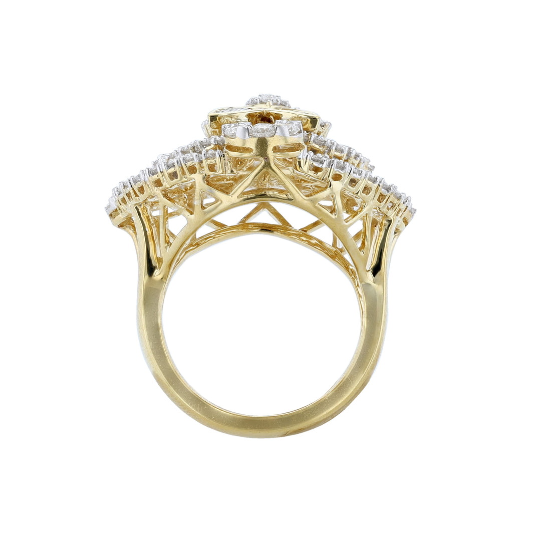 Round Baguette Diamond Cocktail Ring, 3.84ct.
