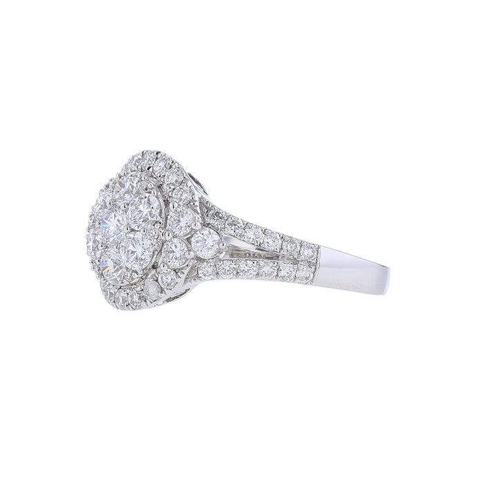 18K White Gold Round Cluster Ring