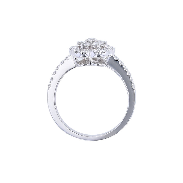 18K White Gold Diamond Flower Ring