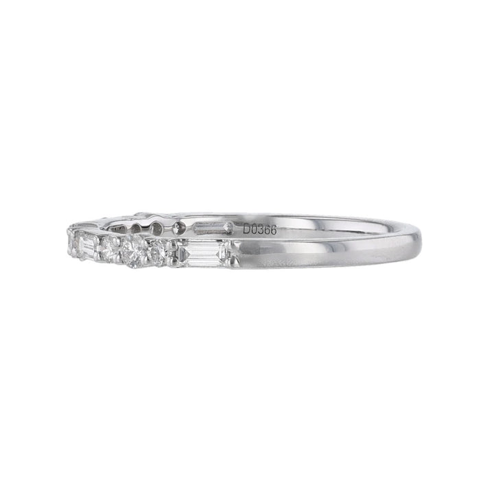 Round & Baguette Diamond Wedding Band