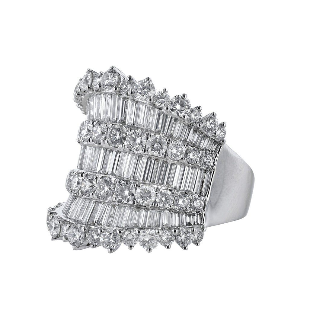 Concave Round Baguette Diamond Ring, 3.90ct.