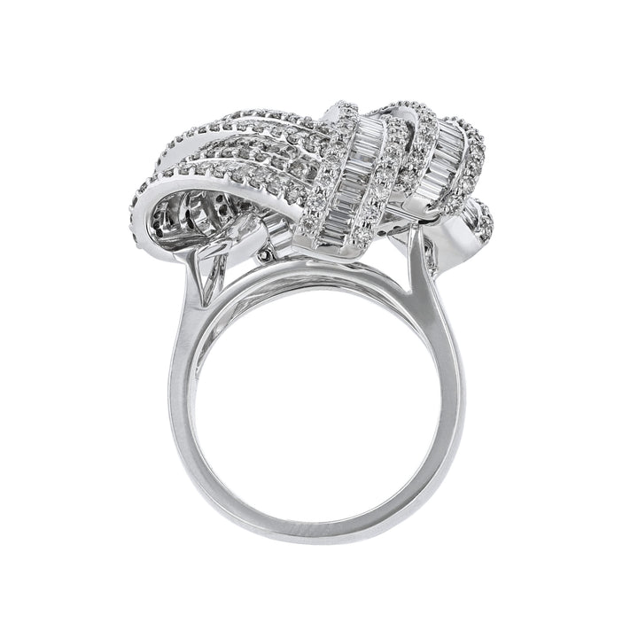 Loose Knot Round Baguette Diamond Ring