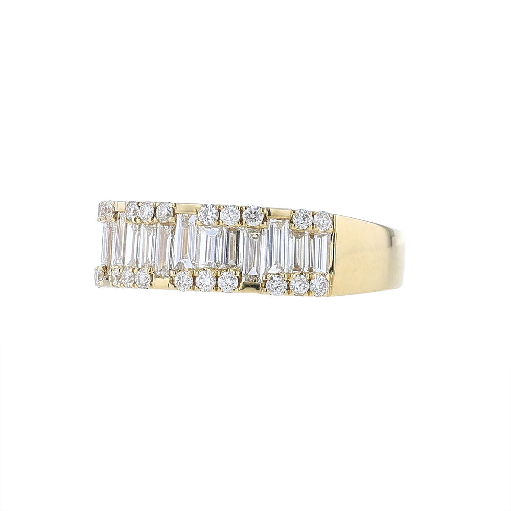 18k Yellow Gold Baguette Round Diamond Ring