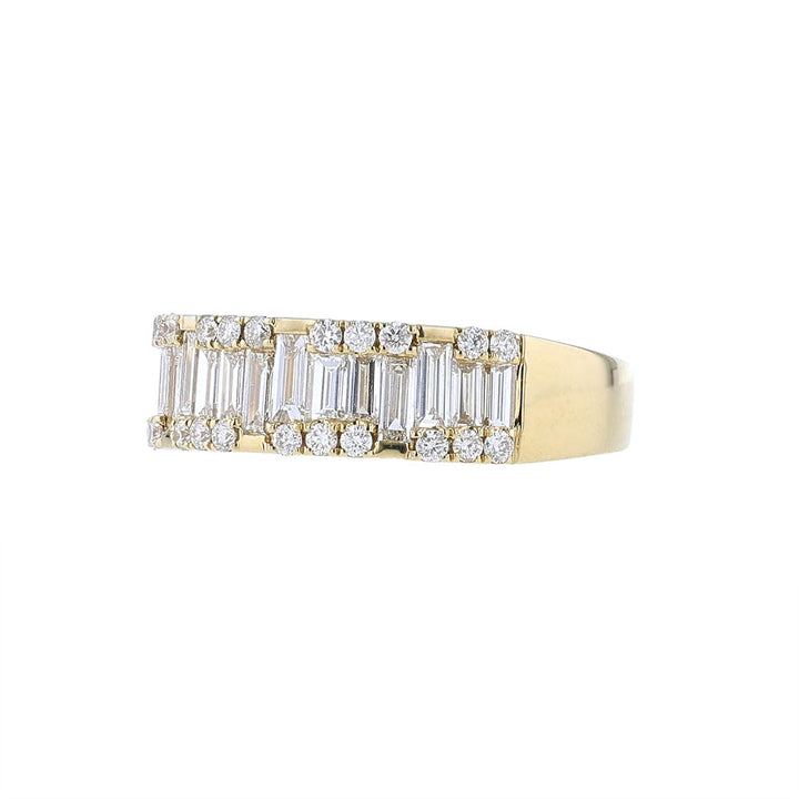 18k Yellow Gold Baguette Round Diamond Ring