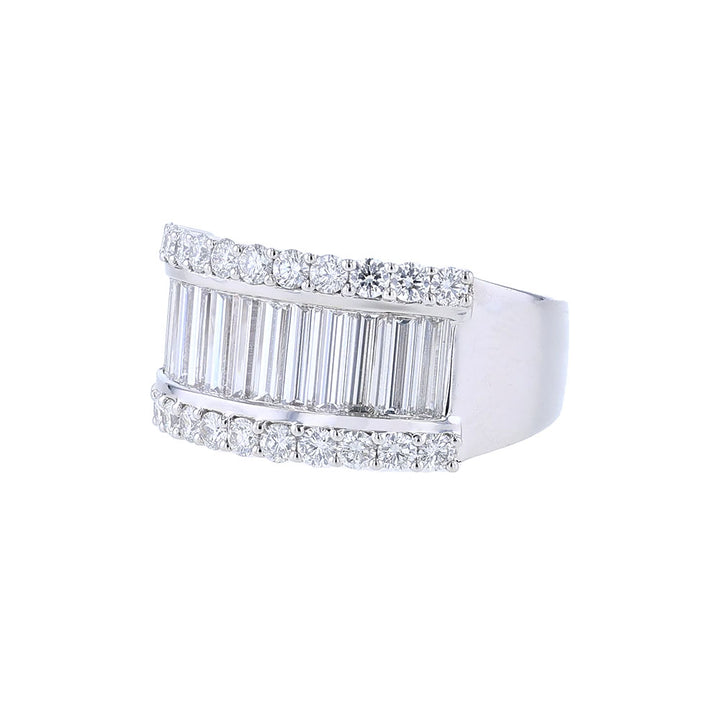18k White Gold Baguette Round Diamond Band