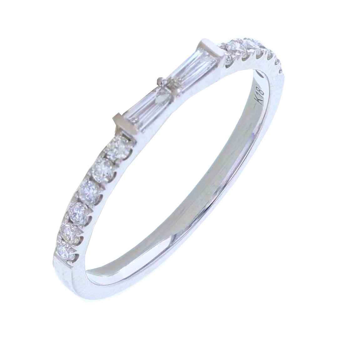 Tapered Baguette Round Diamond Band