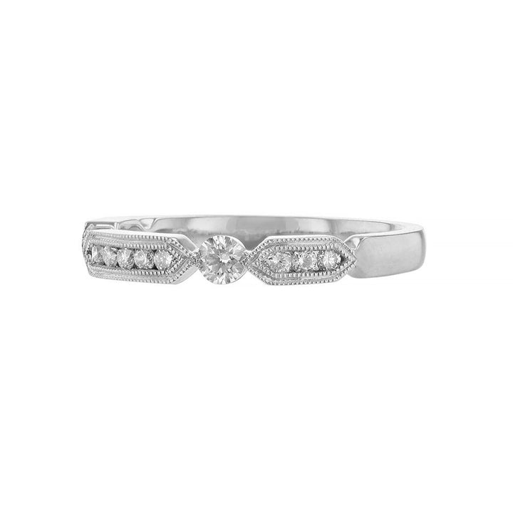 Milgrain Bar Bezel Round Diamond Band