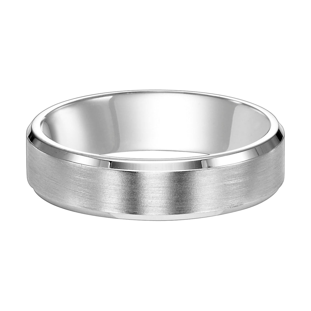 This crisp yet timeless Comfort Fit wedding features a brushed finish with beveled edge