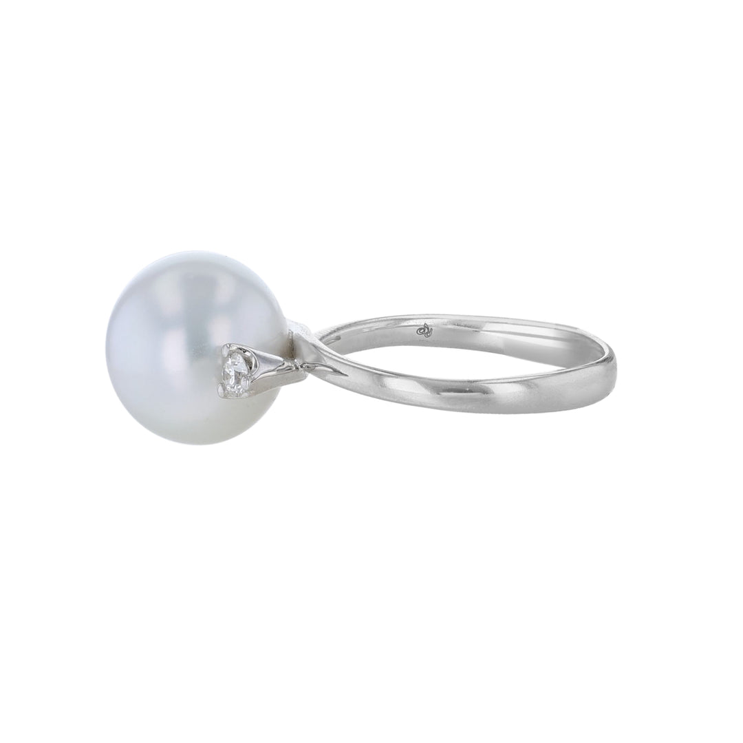 Three Stone South Sea Pearl Diamonds Ring