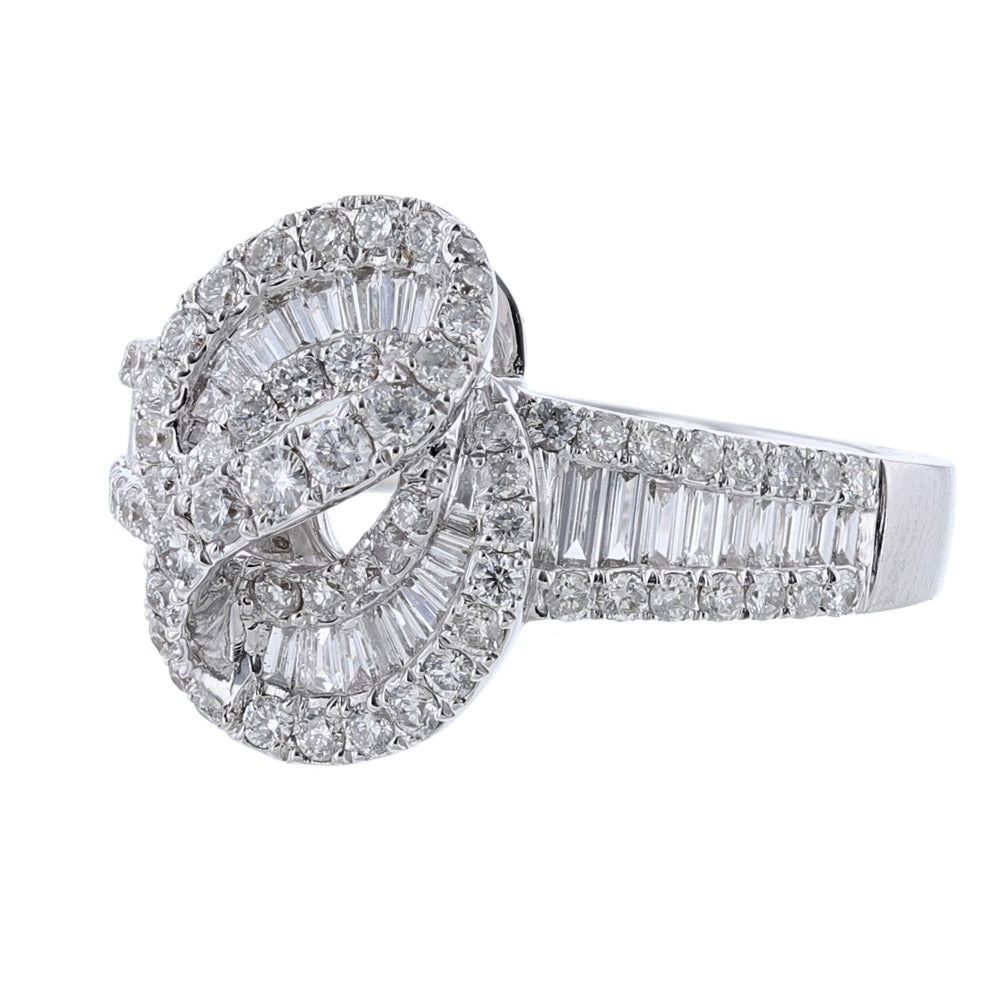 18K White Gold Diamond Ladies Cocktail Ring