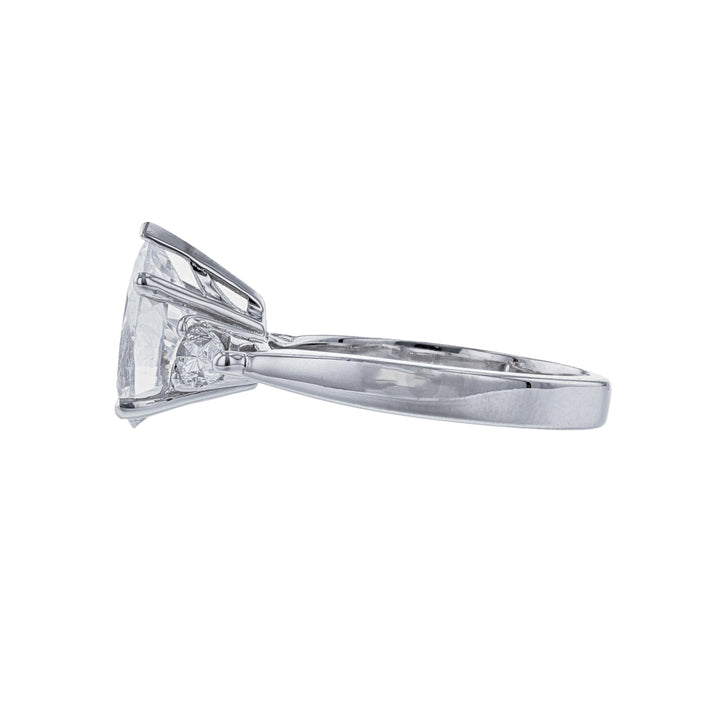 18K Yellow Gold Pear Accent Diamond Split Shank Ring