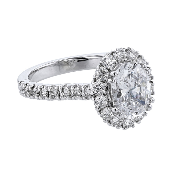 14K White Gold Oval Halo Diamond Ring, 0.98ct.