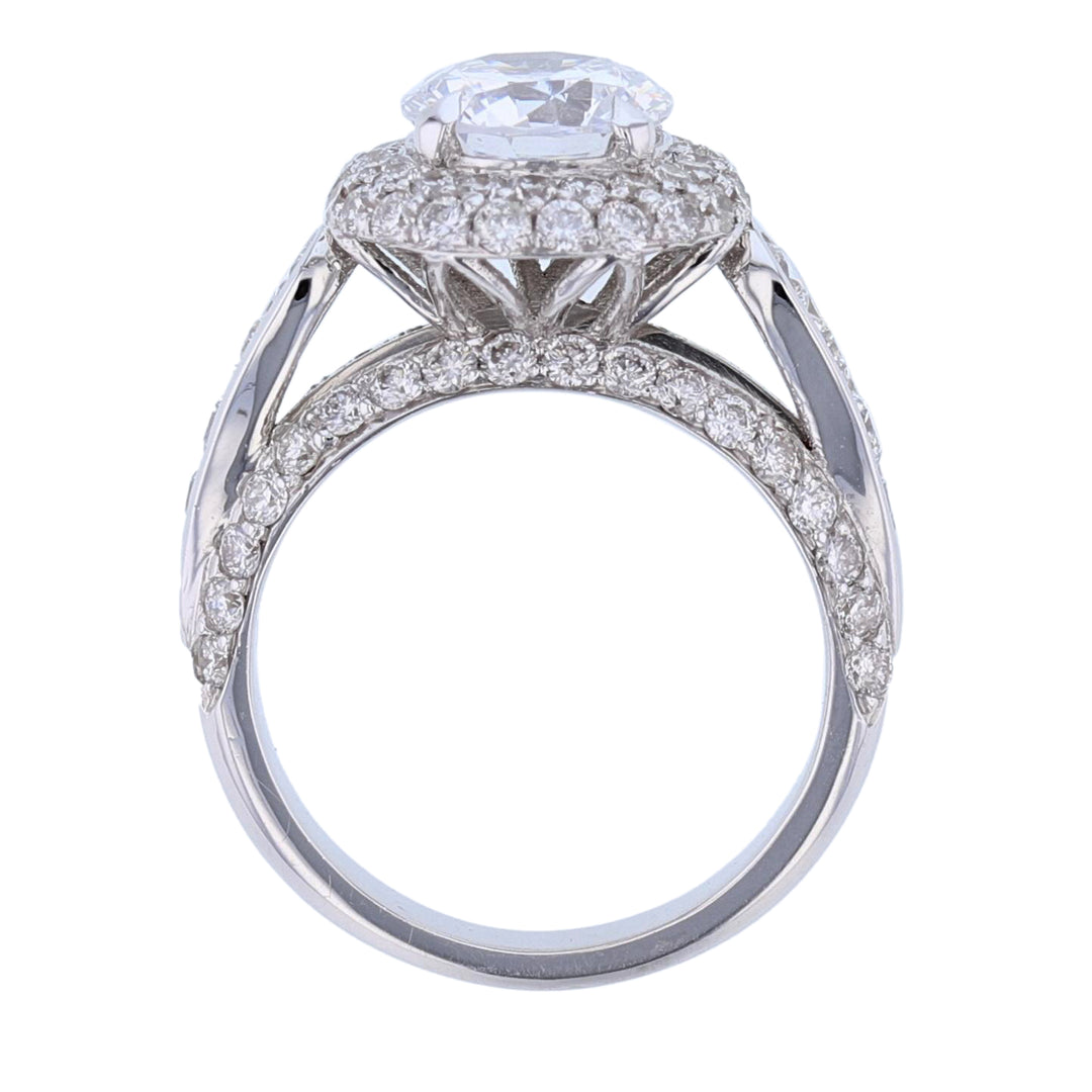 18K White Gold Round Cut Diamond Engagement Ring