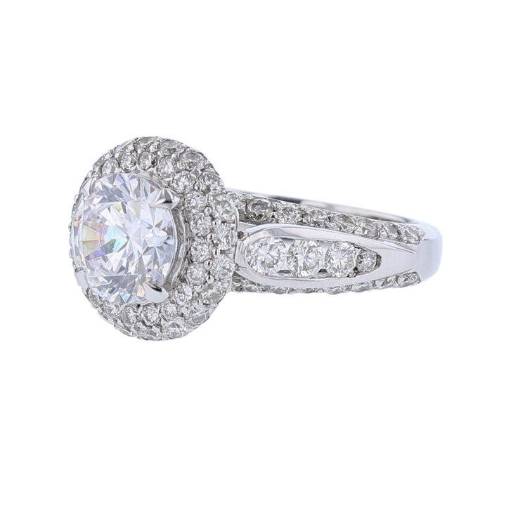 18K White Gold Round Cut Diamond Engagement Ring