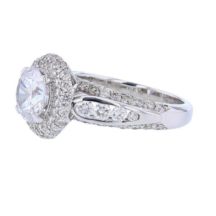 18K White Gold Round Cut Diamond Engagement Ring