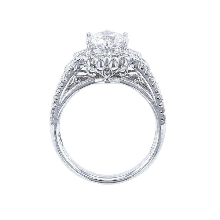 18K White Gold Marquise Cut Engagement Ring