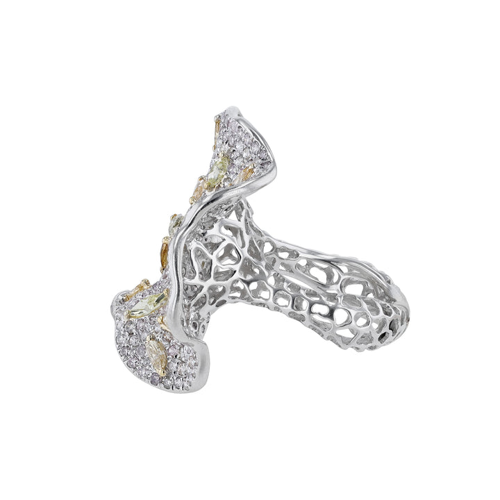 White & Yellow Diamond Wavy Disc Ring, 5.73ct.