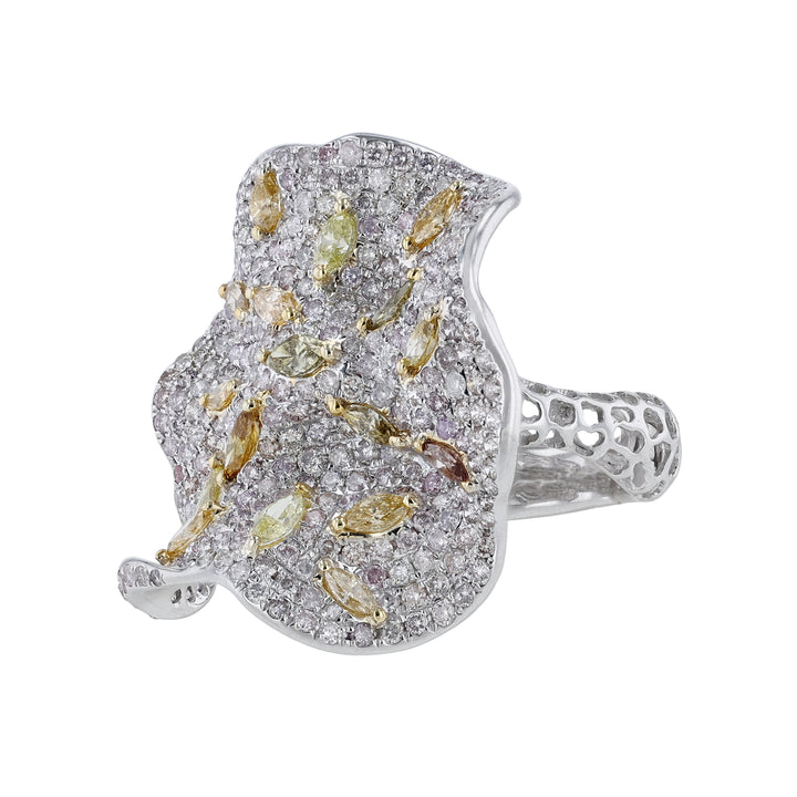 White & Yellow Diamond Wavy Disc Ring, 5.73ct.