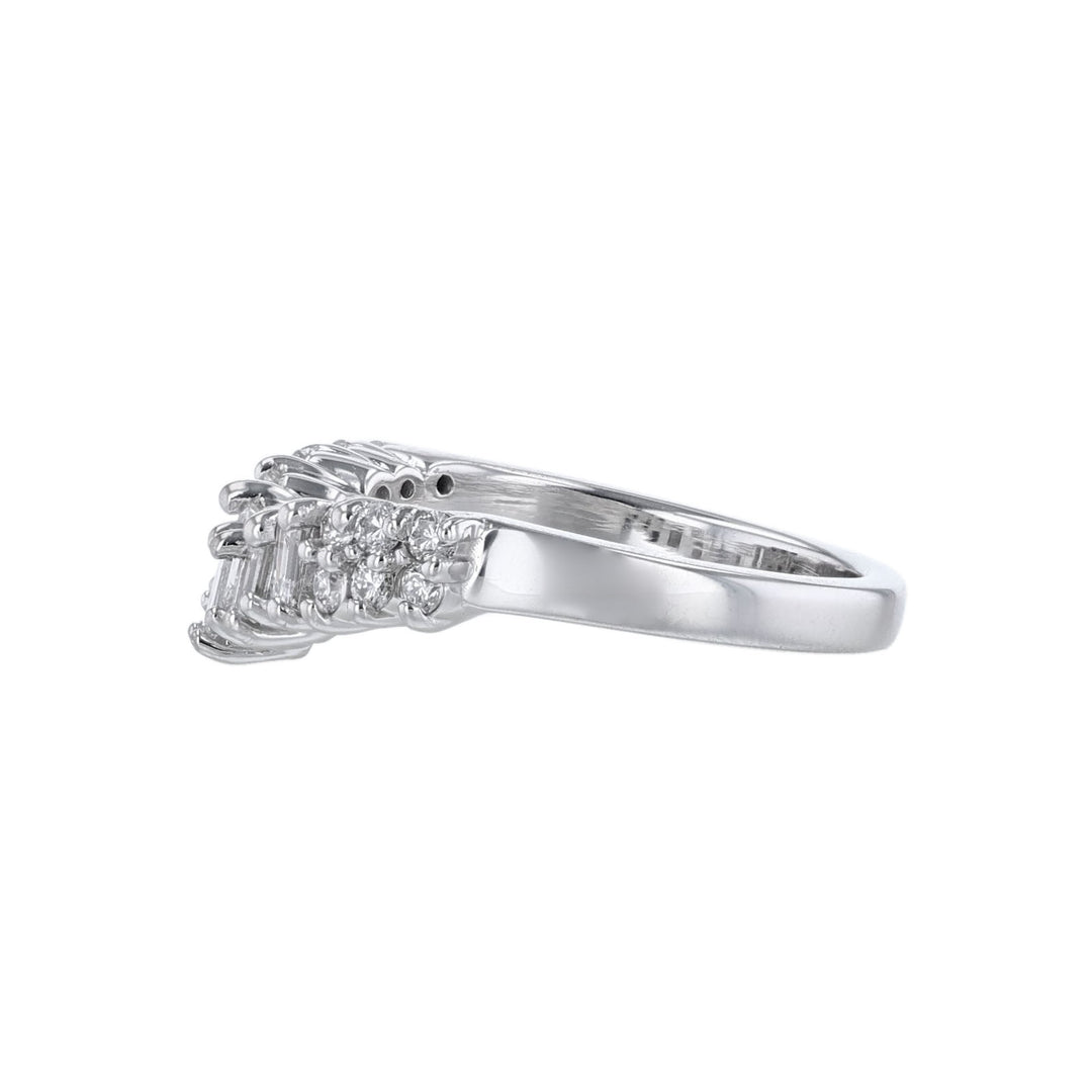 V- Shaped Emerald & Round Diamond Band