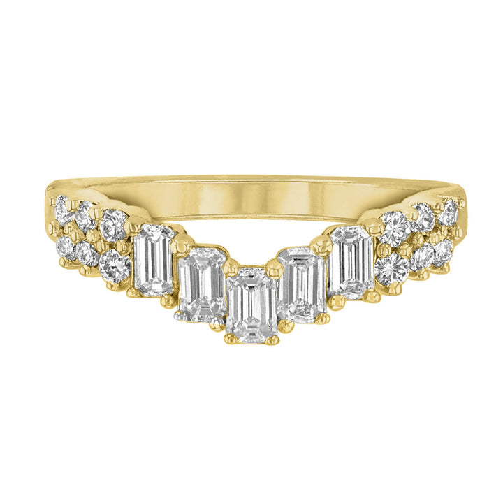 Round & Emerald Diamond Contour Band
