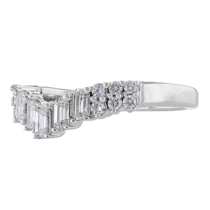 Round & Emerald Diamond Contour Band