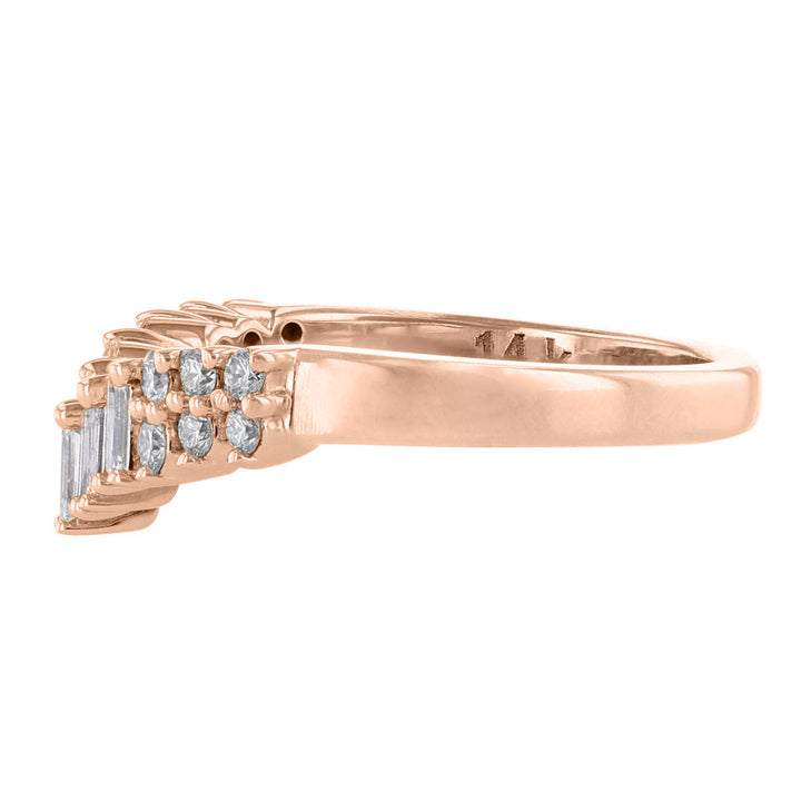 Round & Emerald Diamond Contour Band