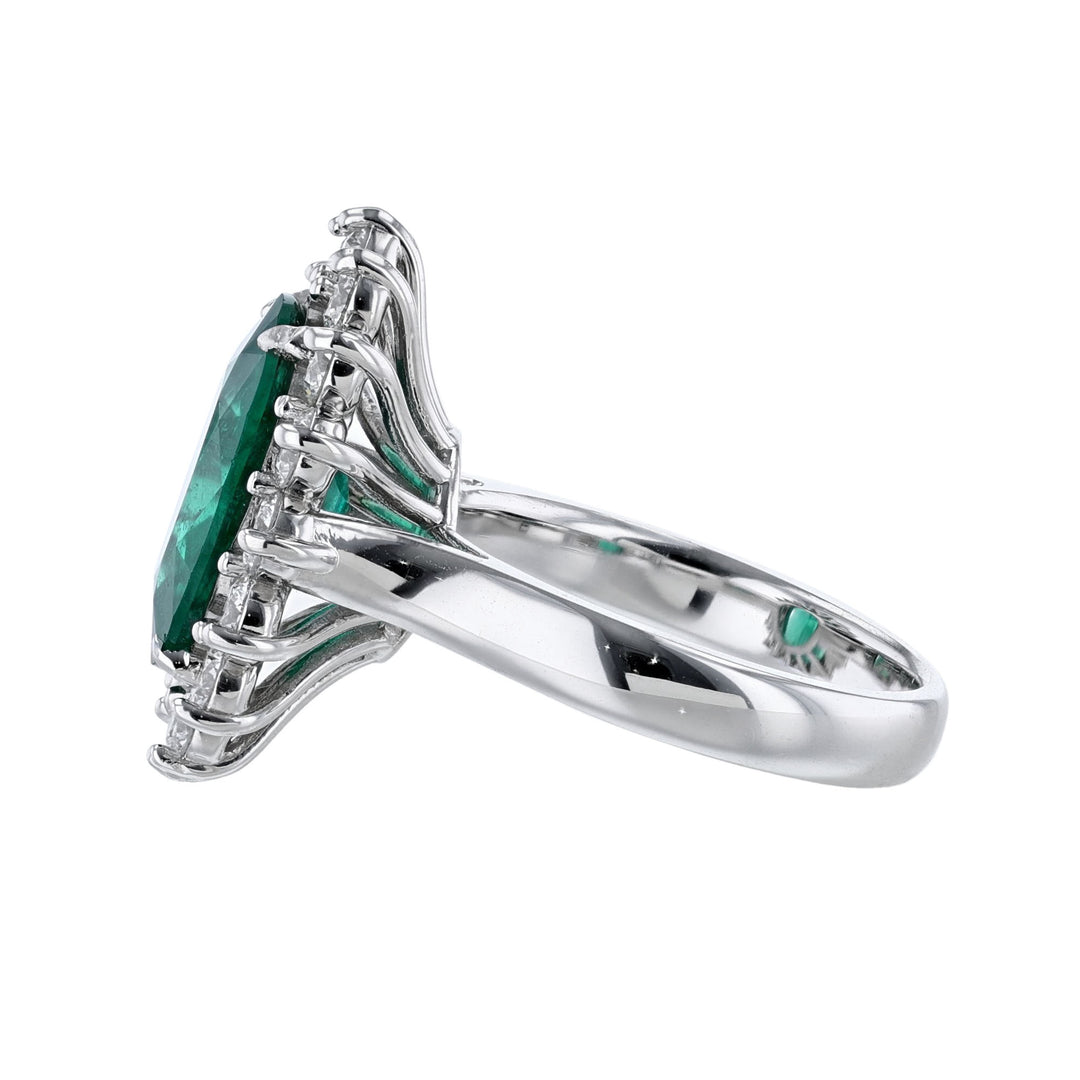 Round Emerald Diamond Halo Ring, 5.92ct