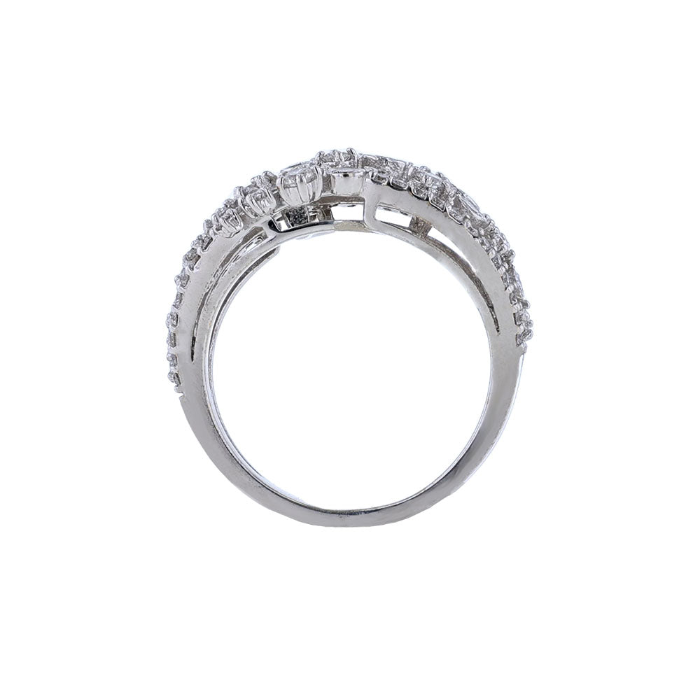 18k White Gold Scatter Diamond Swirl Ring