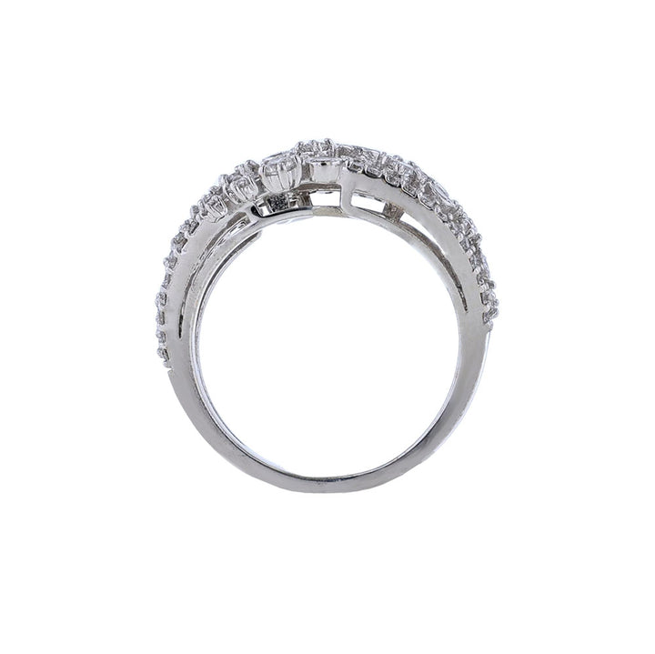 18k White Gold Scatter Diamond Swirl Ring