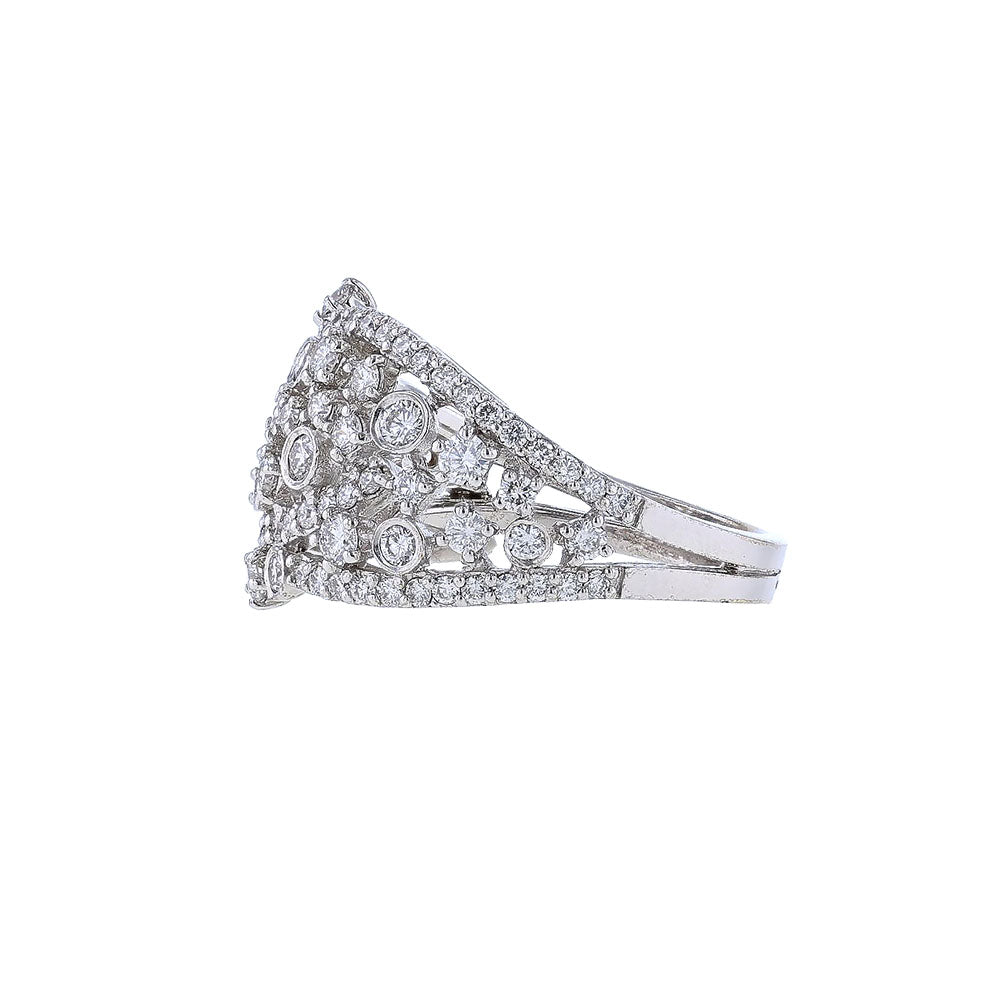 18k White Gold Scatter Diamond Swirl Ring