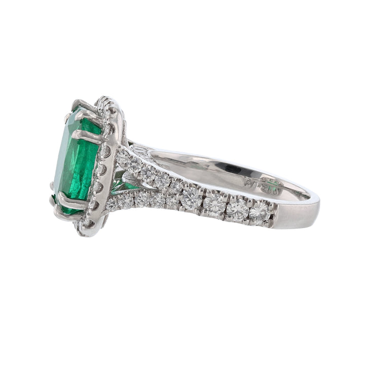 Platinum Beryl Emerald Diamond Ring
