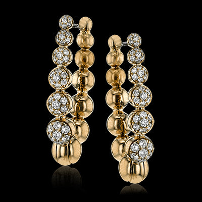 Hoop Earring in 18k Gold with Diamonds