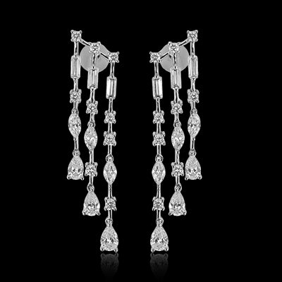 Earring in 18k Gold with Diamonds