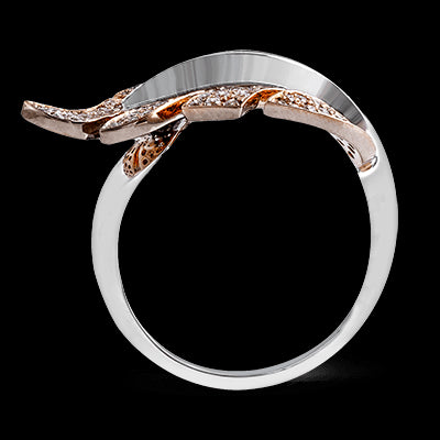 Right Hand Ring in 18k Gold with Diamonds
