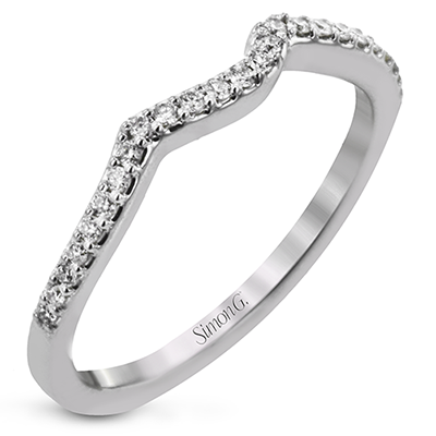 Engagement Ring in 18k Gold with Diamonds