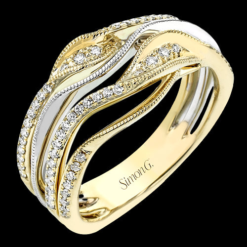 Right Hand Ring in 18k Gold with Diamonds