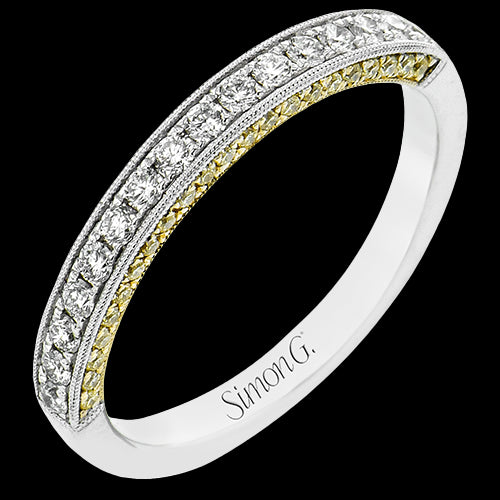 Wedding Band in 18k Gold with Diamonds