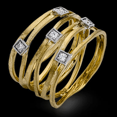 Right Hand Ring in 18k Gold with Diamonds