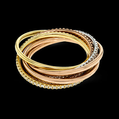 Right Hand Ring in 18k Gold with Diamonds